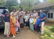 Polisi Polrestabes Semarang Menjadi Bapak Asuh bagi 35 Anak Yatim Piatu