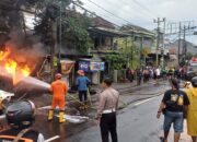 Ditinggal Pulang ke Boyolali, Toko Ban Semi Permanen di Ungaran Terbakar