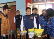 Polres Purbalingga Sidak Minyak Goreng di Pasar, Ditemukan Produk Tidak Sesuai Takaran