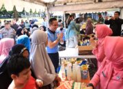 Panglima Koops Udara II Tinjau Bazar dan Pasar Murah dalam Rangka HUT ke-79 TNI AU