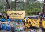 Hasil Operasi Pekat, Polres Semarang Musnahkan Ribuan Botol Minuman Keras
