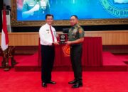 Panglima TNI Tanamkan Nilai Kepemimpinan dan Nasionalisme kepada Siswa SMA Taruna Nusantara