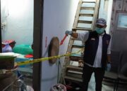Wanita Paruh Baya Ditemukan Meninggal dalam Kamar oleh Anak Kandungnya