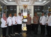 Kapolres Wonogiri Terima Penghargaan dari Bawaslu atas Suksesnya Pengamanan Pilkada Serentak 2024