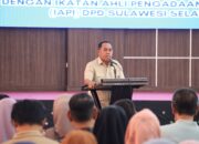 BUPATI Wajo membuka Bimtek Pengadaan Barang dan Jasa tahun 2025