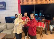 Support Team Sepak Bola INDONESIA, ANDI YULIANI PARIS Nobar Di Sengkang: Harap Bisa Mewakili Asia di Kompetisi Sepak Bola Internasional