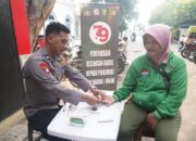 Satbrimob Polda Metro Jaya Gelar Pemeriksaan Kesehatan Gratis bagi Pengemudi Ojek Online di Pengkolan Gedung Stovia, Jl. Dr. Abdurrahman Saleh