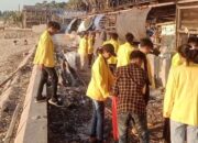 GERAKAN BAKTI SOSIAL BERSIH PANTAI, KETUA BEM UKAW : CIPTAKAN LINGKUNGAN BERSIH DARI PENCEMARAN