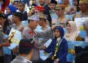Kapolri Berikan Apresiasi Kepada Adhisty Atas Juara Lomba Melukis Difabel 