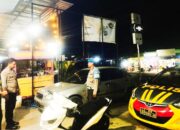 Upaya Preventif, POLSEK Pitumpanua Rutin Gelar Patroli Biru Malam Hari Guna Ciptakan Rasa Aman Warga