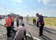 Polisi Olah TKP Mobil Lawan KA Batara Kresna di Wonogiri, 1 Penumpang Tewas