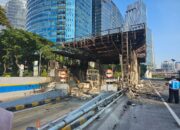 Jalan Tol Cawang-Tomang-Pluit Belum Normal Imbas Massa Unjuk Rasa Dengan Membakar Tujuh Gerbang Tol