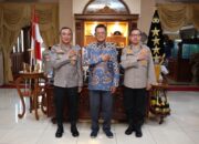 Jajaran Divhumas Polri Laksanakan Anjangsana ke Jend. Pol (Purn) Da’i Bachtiar