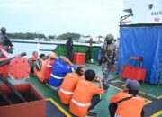 Kolaborasi Unsur Laut dan Udara, Tangkap Dua Kapal Pembawa Pasir Timah Ilegal