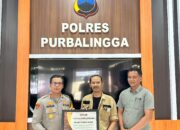 Polres Purbalingga Terima Penghargaan dari Komunitas Seni Purbalingga
