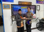 Bangun Kedekatan, Satlantas Semarang Apresiasi Pemohon SIM Lewat Reward Coklat