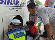 Pastikan Keamanan dan Keselamatan Pengguna Transportasi Umum, Satlantas Lakukan Ramp Check di Terminal Kota Pekalongan