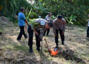 Polres Karanganyar Dukung Swasembada Pangan, Tanam Pohon dan Tebar Ribuan Bibit Ikan di Gondangrejo