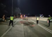 Gerak Cepat Unit Lantas Polsek Sambungmacan Selamatkan Penumpang, Bus Rosalia Indah Terbakar di Tol KM 544 Sragen