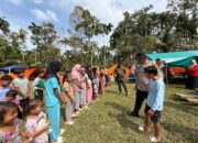 Kapolres Lhokseumawe Gelar Trauma Healing dan Pengobatan Gratis bagi Pengungsi Banjir di Riseh Tunong