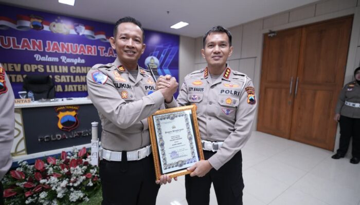 Prestasi Gemilang di Akhir Operasi: Satlantas Polres Sragen Dinobatkan Juara Umum Ops Lilin 2025 Polda Jateng