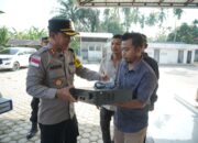 Kapolres Lhokseumawe Serahkan Bantuan Ampli dan Mikrofon untuk Masjid Syuhada Madan