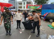 Dukung Gerakan ASRI, Polresta Surakarta Gelar Kerja Bakti Bersama Forkopimda di Pasar Gede dan Kali Pepe