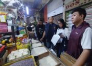 Satgas Saber Polda Metro Jaya Cek Harga dan Ketersediaan Bapokting di Pasar Jakarta Barat Jelang Idul Fitri