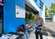 Polantas Menyapa: Satlantas Polres Karanganyar Dampingi Masyarakat Pahami Prosedur dan Biaya Permohonan SIM