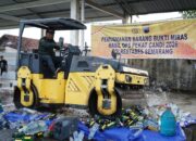 Polrestabes Semarang Musnahkan Ribuan Botol Miras Hasil Operasi Pekat Jelang Idul Fitri 1447 H