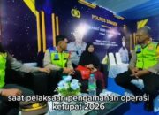 Tersesat dan Hanya Bawa Rp10 Ribu, Polisi di Pos Terpadu Alun-Alun Sragen Bantu Ibu Pulang ke Temanggung