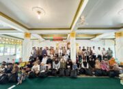 Penuh Kehangatan Ramadan, Wakapolres Lhokseumawe Santuni Anak Yatim di Masjid Al Mabrur