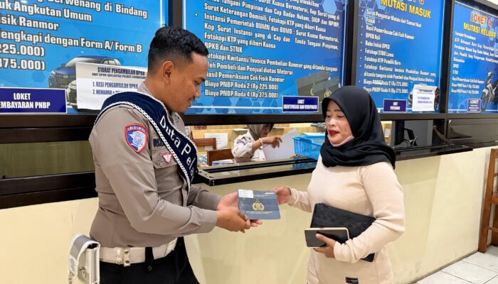 Polantas Menyapa di Satlantas Karanganyar, Permudah Layanan Pengurusan BPKB Secara Cepat dan Transparan