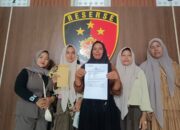Ibu Kandung Jannah Resmi Laporkan Pelaku Pengeroyokan Anaknya ke Polres Lhokseumawe