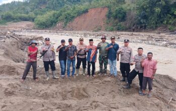 Polsek Linge Bersama TNI dan Tokoh Masyarakat Gelar Patroli, Tidak Ditemukan Tambang Ilegal   