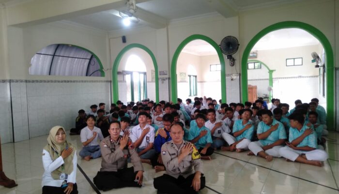Polisi Turun ke Sekolah, Polsek Sragen Kota Gencarkan Edukasi Anti-Bullying dan Tertib Lalu Lintas Selamatkan Generasi Muda
