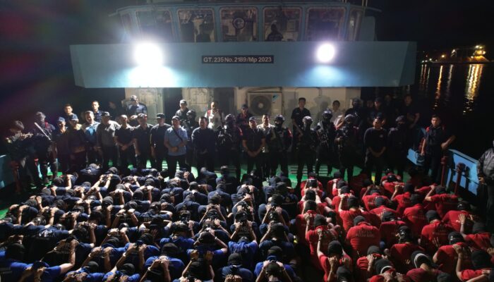 SEBAGAI PROGRAM PEMBINAAN LANJUTAN, RATUSAN NARAPIDANA HIGH RISK DIPINDAHKAN KE NUSAKAMBANGAN