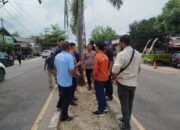 Respons Laporan Warga, Polisi Amankan Baliho Patah yang Ancam Pengguna Jalan