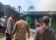 Polisi Gerak Cepat Datangi Lokasi Kebakaran, Rumah Warga di Syamtalira Bayu Ludes Terbakar