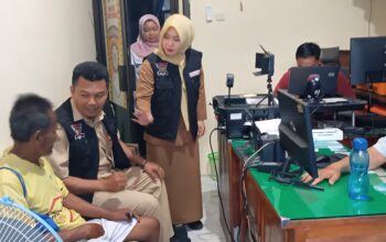 Polisi Amankan ODGJ Mengamuk di Bulusulur, Dibawa ke Dinsos untuk Penanganan