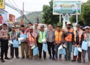 Polres Aceh Tengah Peringati Hari Buruh dengan Aksi Humanis “Jum’at Berbagi”