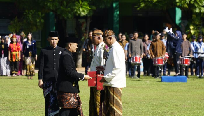 Gubernur Jawa Tengah Pimpin Hardiknas 2026 di Sragen, Kapolres Bersama Forkopimda Hadir Perkuat Komitmen Pendidikan Berkualitas