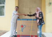 Zuraina dampingi penyerahan bantuan kursi roda dari RSU Cut Meutia