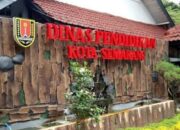 NAIK JABATAN DI TENGAH BAYANG-BAYANG KASUS. Dugaan Keterlibatan Pejabat Disdik Kota Semarang dalam Proyek Meja-Kursi SD Rp20 Miliar Kembali Disorot