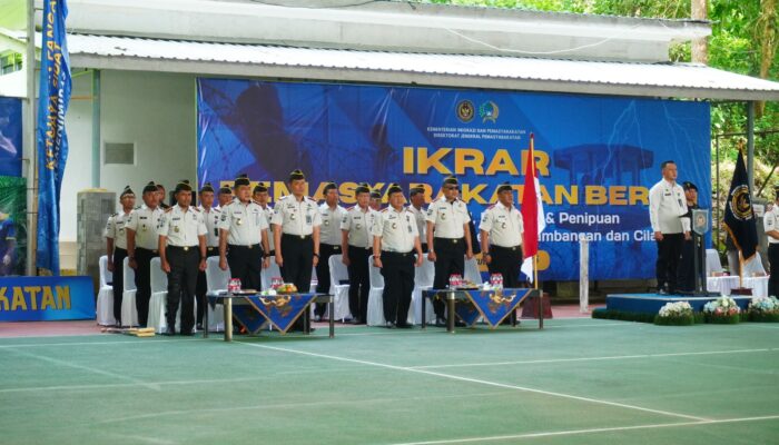 DEKLARASI PEMASYARAKATAN BERSIH, WUJUD NYATA KOMITMEN BERANTAS HALINAR DI NUSAKAMBANGAN 