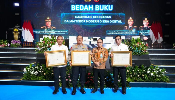 Wakapolri Bedah Buku “Gamifikasi Kekerasan dalam Teror Modern di Era Digital”, Tawarkan Cara Pandang Baru Membaca Ancaman di Era Digital