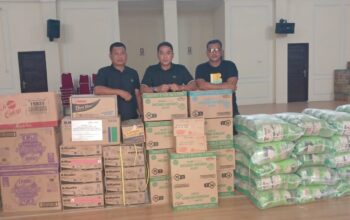 Kapolres Lhokseumawe Salurkan Bantuan Korban Banjir, Geuchik Ham dan Tajuddin S.Sos Sampaikan Apresiasi
