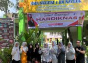 SMA Negeri 1 Idi Rayeuk Gelar Upacara Hardiknas 2026 dan Semangat Kebersamaan Bergotong Royong 