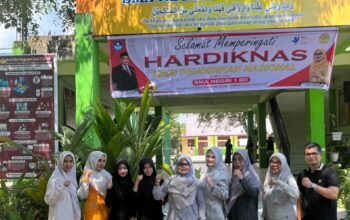 SMA Negeri 1 Idi Rayeuk Gelar Upacara Hardiknas 2026 dan Semangat Kebersamaan Bergotong Royong 