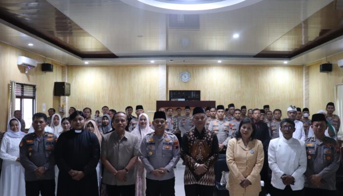 Doa Lintas Agama Warnai HUT Bhayangkara ke-80, Polres Sragen dan Tokoh Agama Bersatu Panjatkan Harapan untuk Indonesia